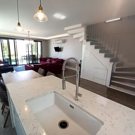 Elite Villa *