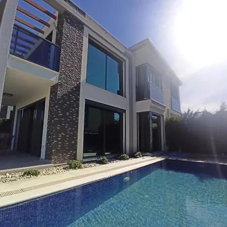 Elite Βίλα Κουσάντασι