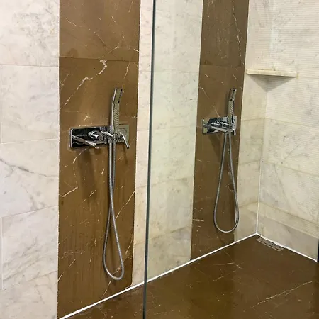 Elite * Κουσάντασι