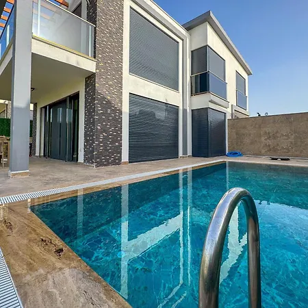 Elite * Κουσάντασι