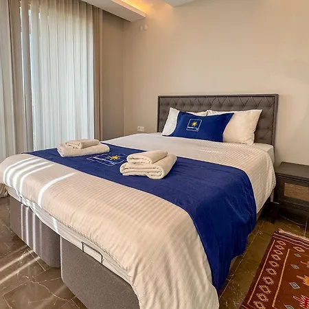 Elite Βίλα Κουσάντασι